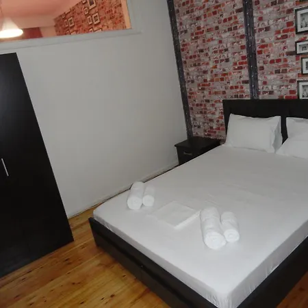 Apartment Svolou 42 *